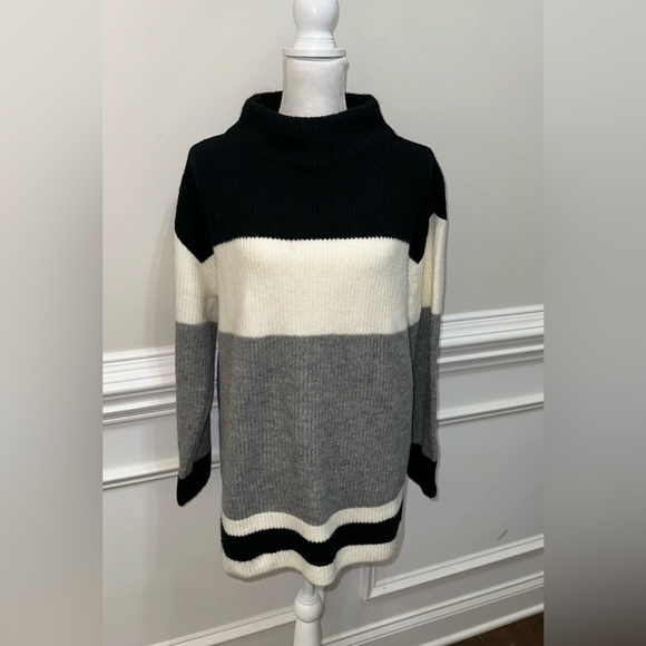 Talbots Black Cream and Gray Color Block Striped Sweater sz M - Picture 3 of 10